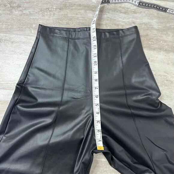 Ripley Rader Black Vegan Leather Straight Leg Pant: Cropped Size 3 (Medium) - Picture 8 of 11